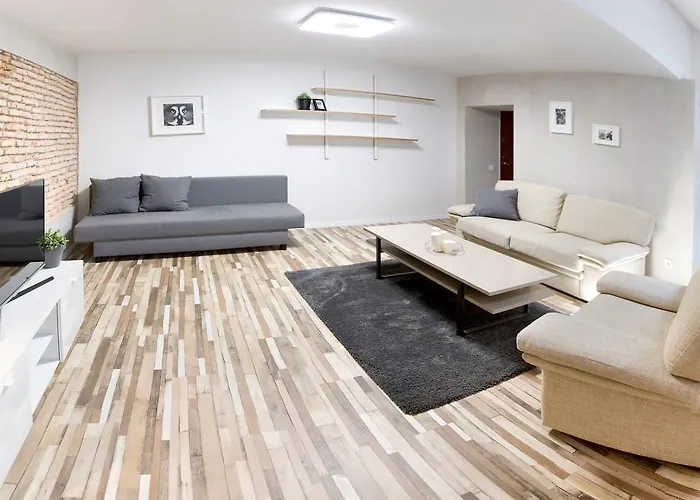 Appartamento Cathedral Sq. - Odminiu Str. *