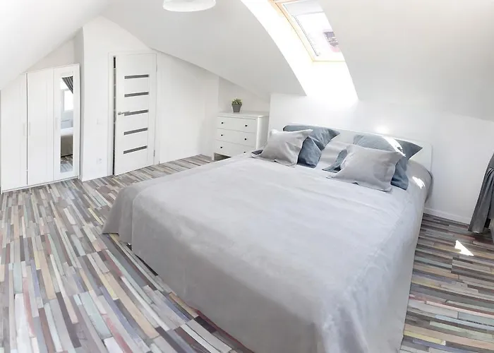 Cathedral Sq. - Odminiu Str. * ヴィリニュス