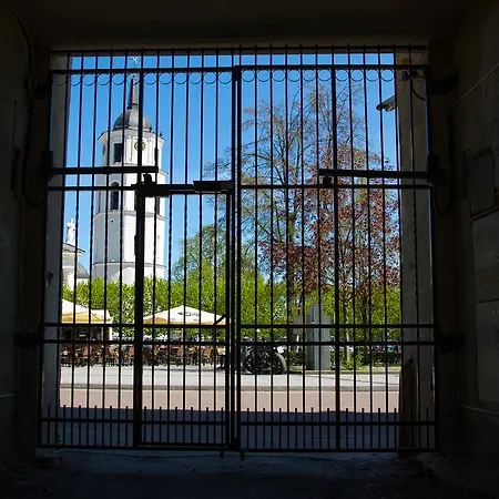 Cathedral Sq. - Odminiu Str. *